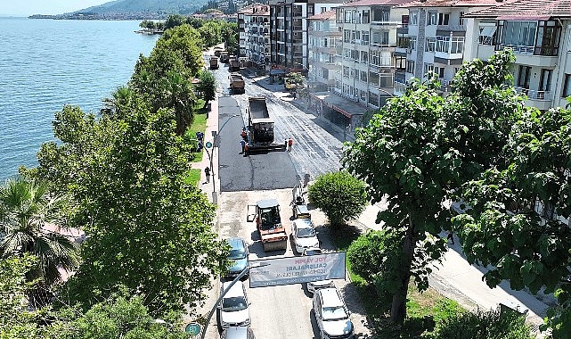 Karamürsel Plaj Yolu Caddesi Yeniden Yola Güvenle Adım Atıyor