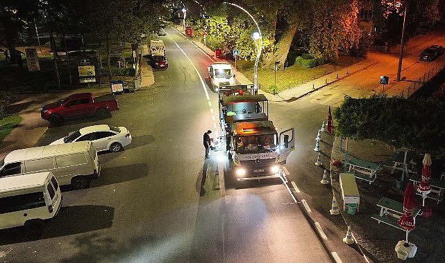Karamürsel Plaj Yolu Caddesi Yenilendi: Alt Yapı Güçlendi, Yol Döşemesi Özel Aşınma Asfaltı ile Konforu Artırdı