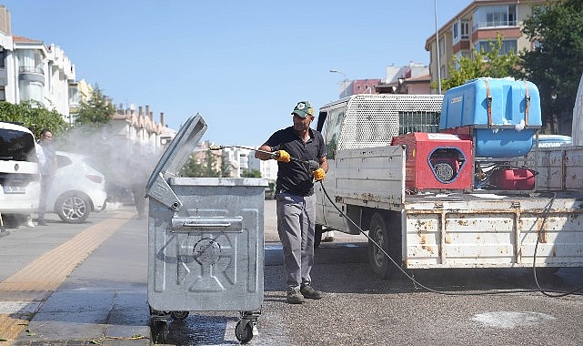 Keçiören’de Temizlik Çalışmalarıyla Yaşanabilir Bir Çevre