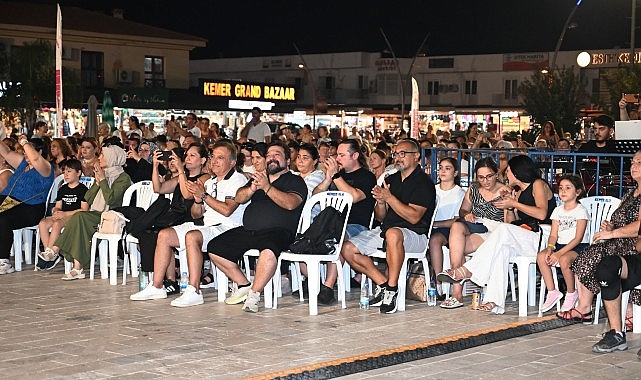 Kemer’de Marifetli Eller Genç Yetenekler Yaz Konseri Coşkusu