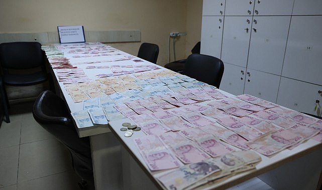 Kepez’de Dilencilik Operasyonu: 17.180 Lira El Konuldu, İdari İşlem Uygulandı