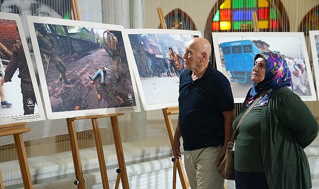 Keşmir Dayanışması İçin Fotoğraf Sergisi Estergon’da Açıldı