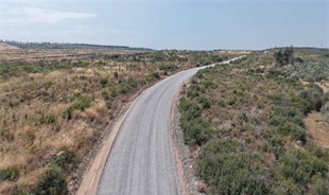 Kınık’taki Beş Mahalle İçin 12,5 Kilometrelik Sathi Kaplama Projesi Tamamlandı
