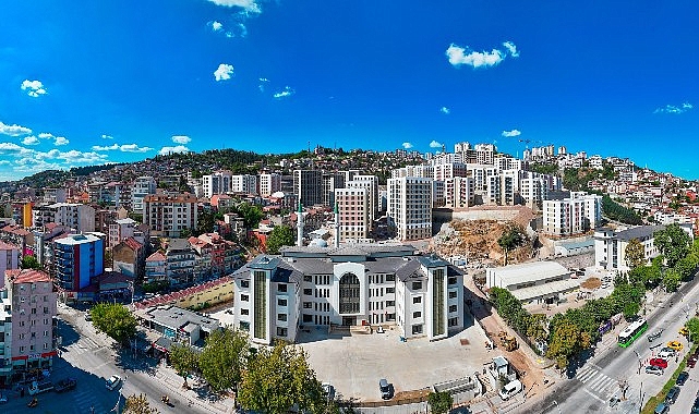 Kocaeli’nin Dirençli Şehir Yolculuğu: Depremden Dayanışmaya Yeniden Doğuş Hikayesi