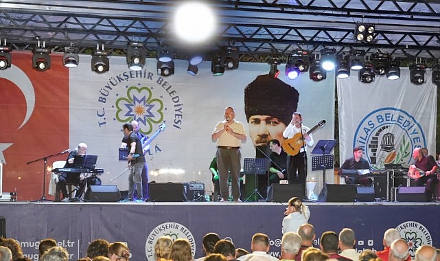 Milas’ta Mylasa Band ile Müzik Dolu Akşam: Ören Yalı Meydanı’nda Coşku