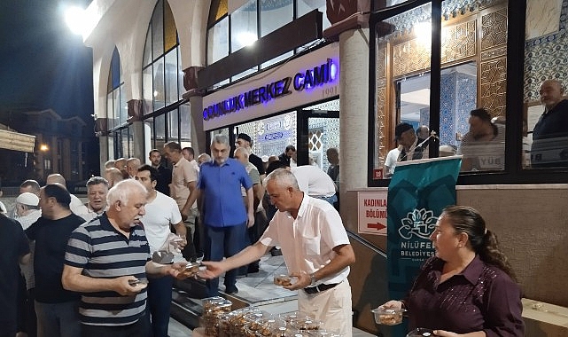 Nilüfer’de Mevlid Kandili İkramı: 6 Bin 500 Kandil Simidi Câmilerde Dağıtıldı