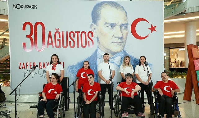 OBAM’nin 30 Ağustos Zafer Bayramı Coşkusu: Alışveriş Merkezi Konseri
