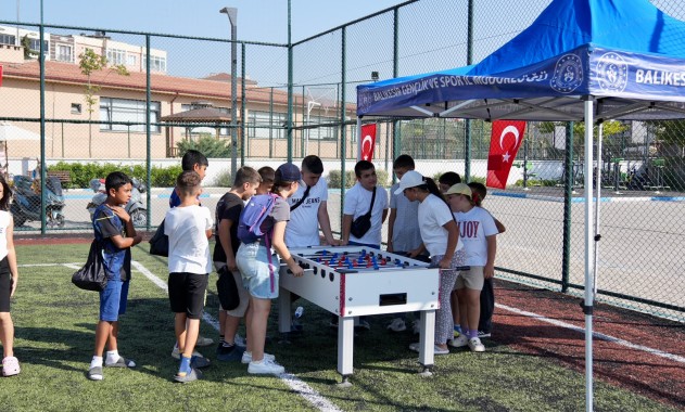 Susurluk’ta Gençlik ve Spor Festivali Coşkusu: Renkli Anlar Yaşandı