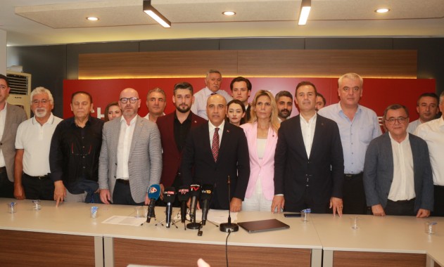 CHP Balıkesir İl Başkanlığı’nda Yeni Yönetim Kurulu Görev Dağılımı Açıklandı