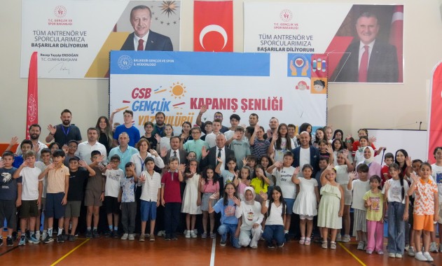 GSB Gençlik Yaz Kulübü, 5 bin gencin katılımıyla şenlikle final yaptı