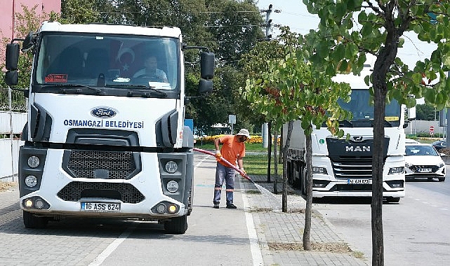 Osmangazi’de Yaz Sulama Seferberliğiyle Yeşil Dokunun Canlılığı Korunuyor