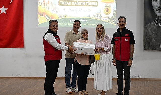 Selçuk’ta Biyoteknik Mücadeleyle Akdeniz Meyvesineğiyle Etkin Mücadele