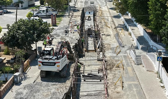 Söke Yağmur Suyu Hattı Projesiyle Altyapı Güçleniyor: 1300 Metrelik Hat, 30 Bacalı 90 Izgaralı Çalışmalar Başladı