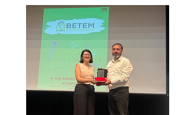 Erken Çocuklukta Pedagojik Dokümantasyon: Ötesiyle Öğrenim İzleme ve Mesleki Gelişim