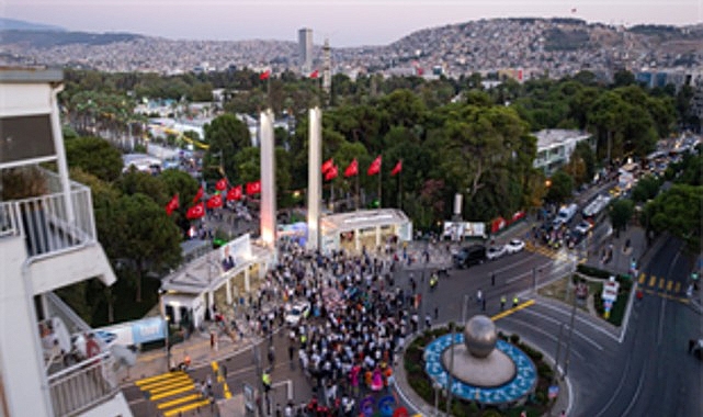 İzmir Fuarı İçin Toplu Ulaşımda Genişletilmiş Seferler ve Gece Saatleri