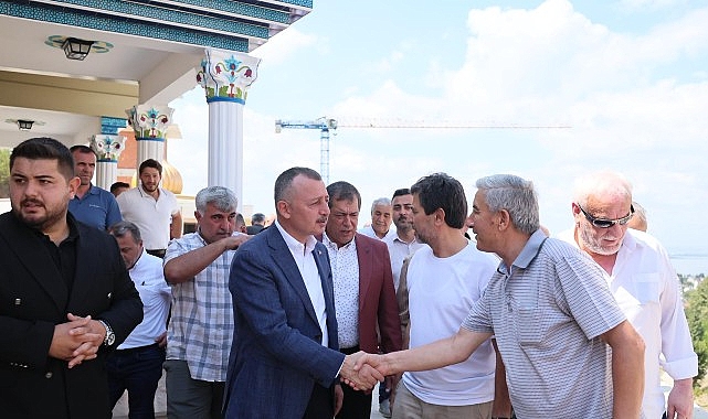 Karamürsel’de Başkan Büyükakın’dan Sahada Vatandaşla Bulgulu Söylemler