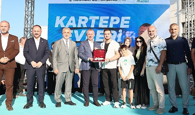 Kartepe Kent Konut Evleri: Güvenli Yuvaya 144 Aile Birden Kavuşuyor