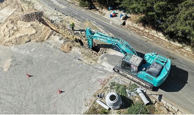 Kuşadası’nda Alt Yapı İçin 2,8 Kilometrelik Kanalizasyon Hattı İnşası