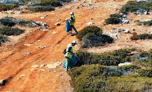 Didim’de Dünya Temizlik Günü kapsamında Kulakçı Koyu temizlendi