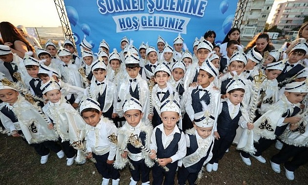 Küçükçekmece Belediyesi 151 çocuk için toplu sünnet şöleni düzenledi