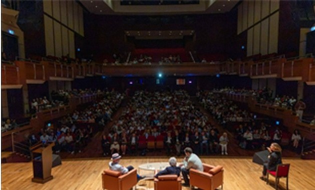 10. İzmir Uluslararası Edebiyat Festivali “Edebiyat İyileştirir” temasıyla sona erdi