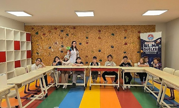 Maltepe’de Çocuklar İçin Ücretsiz Bilim Atölyeleri Başladı