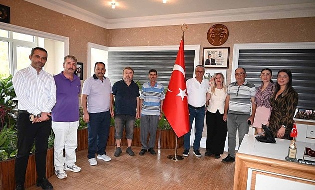 Kuzdere Mahallesi sakinlerinden Başkan Topaloğlu’na hizmet ziyareti