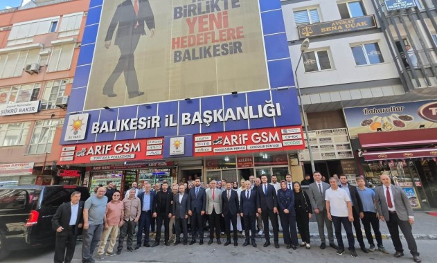 AK Parti’den Balıkesir’de Dev Saha Çıkarması: 20 İlçede “Türkiye Yüzyılı” Mesaisi