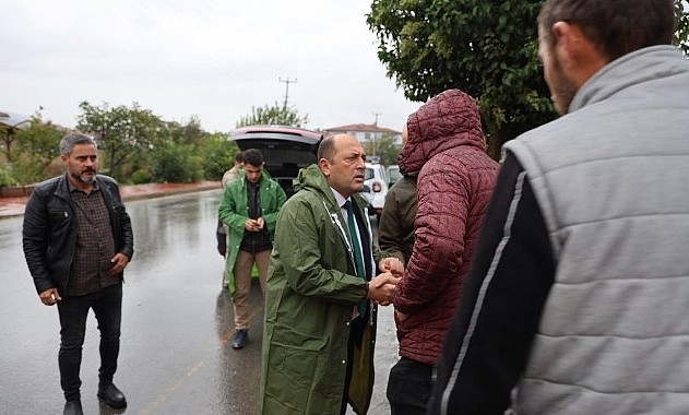 Geyve’de Sağanak Mesaisi: Başkan Yıldız Çalışmaları Yerinde İnceledi