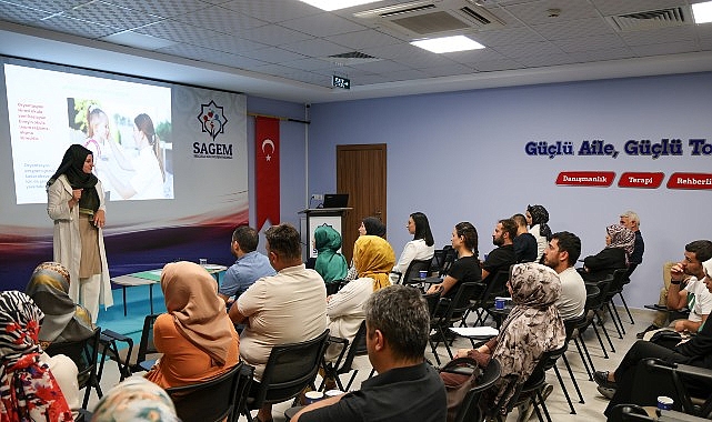 SAGEM 9-İlçede Aileleri Destekleyen Okula Uyum Semineri Deneyimi