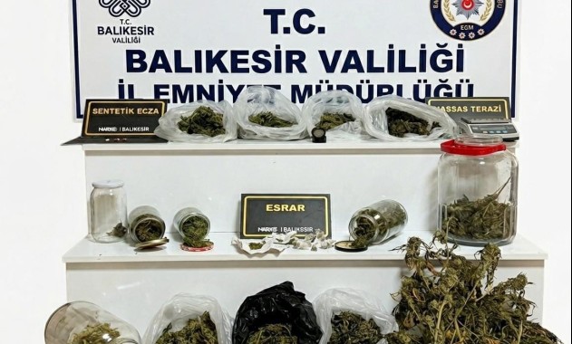 Balıkesir’de iki operasyonla uyuşturucu ele geçirildi, 2 şüpheli gözaltında