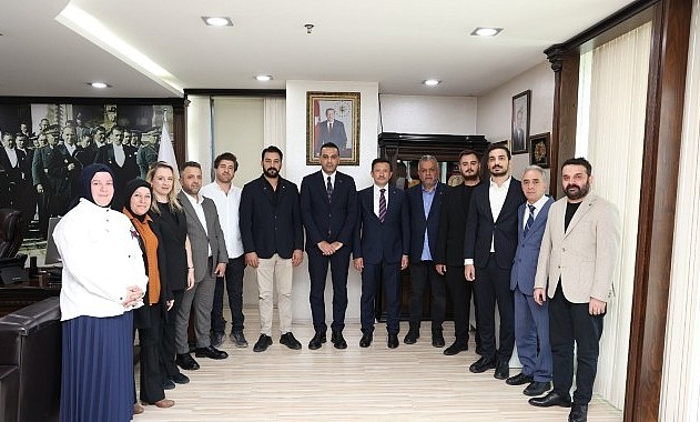 Hamza Dağ’dan Çiğli Belediye Başkanı Yıldız’a Ziyaret