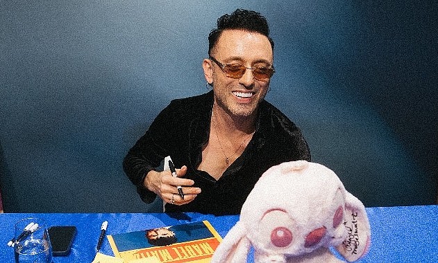 Mabel Matiz’in “Aklıselim” imza günü yoğun ilgi nedeniyle 5 saat sürdü