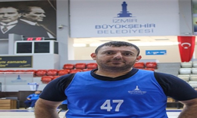 İzmir Büyükşehir Belediyesi Tekerlekli Sandalye Basketbol Takımı yeni sezona hazırlanıyor
