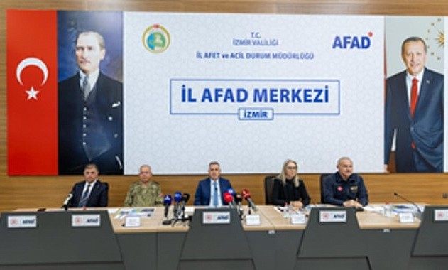 Başkan Tugay, 30 Ekim depreminin altıncı yılında kentsel dönüşüm ve hazırlık çalışmalarını anlattı