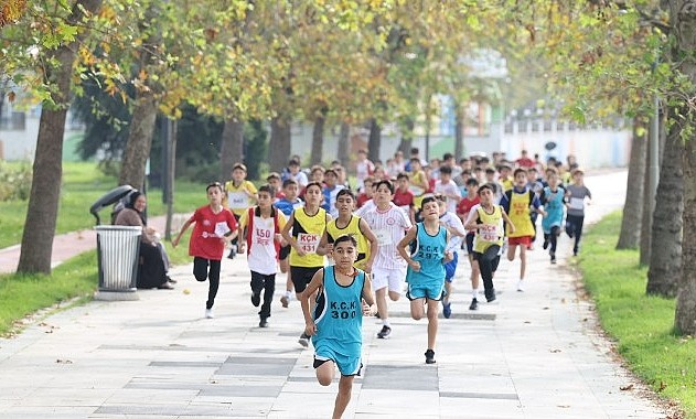 Küçükçekmece’de 29 Ekim Cumhuriyet Koşusu heyecanı yaşandı