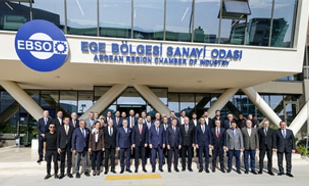 Başkan Tugay’dan EBSO’ya ziyaret: İzmir sanayisi için iş birliği çağrısı